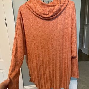 🧡LIGHT ORANGE COWL NECK SWEATER! Size M🧡